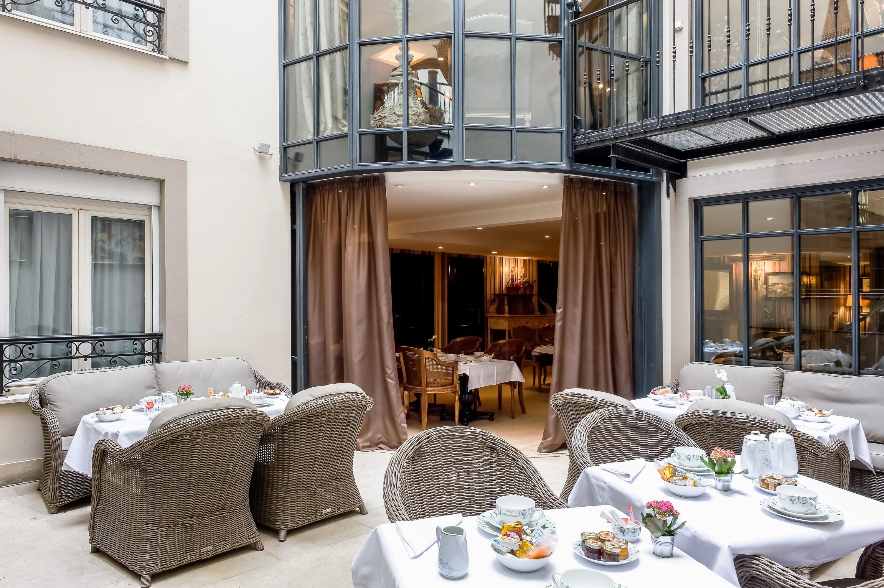 Hotel Chateaubriand Париж Экстерьер фото